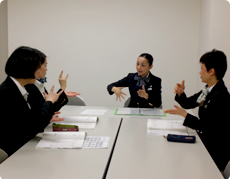 Photo: Cabin crew learn sign language