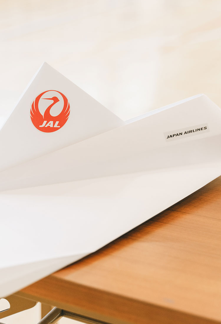 Jal 折り紙ヒコーキ教室 プログラム 空育 Csr情報 Jal企業サイト Jal 折り紙ヒコーキ教室 プログラム 空育 Csr情報 Jal企業サイト
