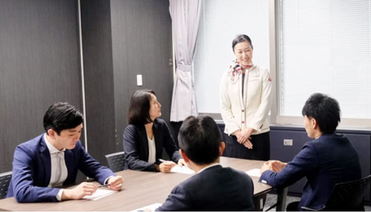 接遇マナー研修〈医療・介護従事者向け〉
