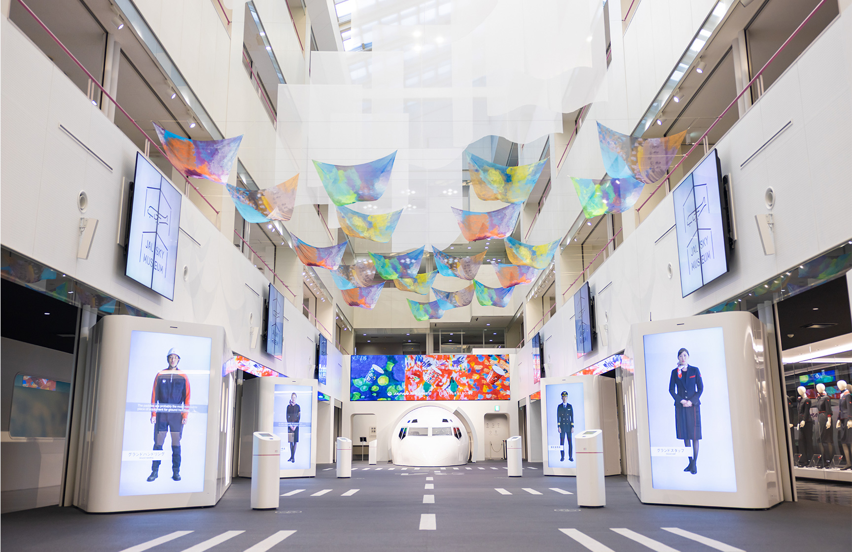 JAL SKY MUSEUMアート装飾を実施（第三弾）